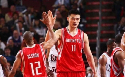 姚明在小球时代真的比现在的约基奇强吗？事实恐怕不是这样